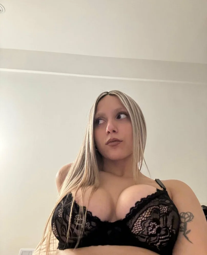 Yaren Fatih Escort Bayan Fatih Escort Yaren Fotoğrafı (4)